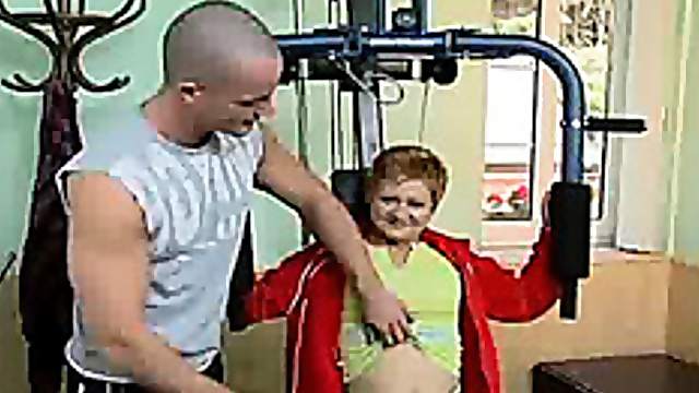 Crazy old mom gets hard fucked